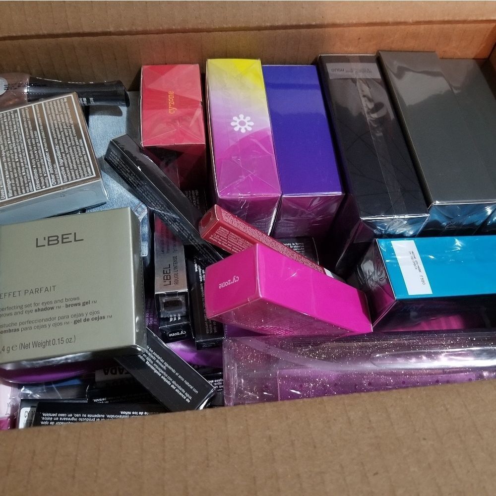 One Surprise Lbel Or Cyzone product